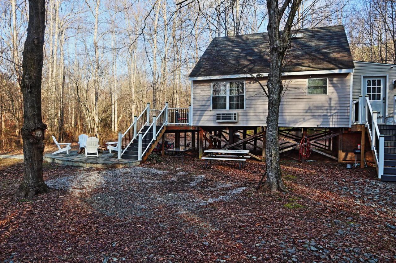Our Private Wooded Cabin Chatham ภายนอก รูปภาพ